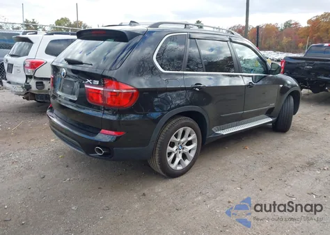 2013 BMW X5 z USA, uszkodzony, nr VIN 5UXZV4C55D0B00089